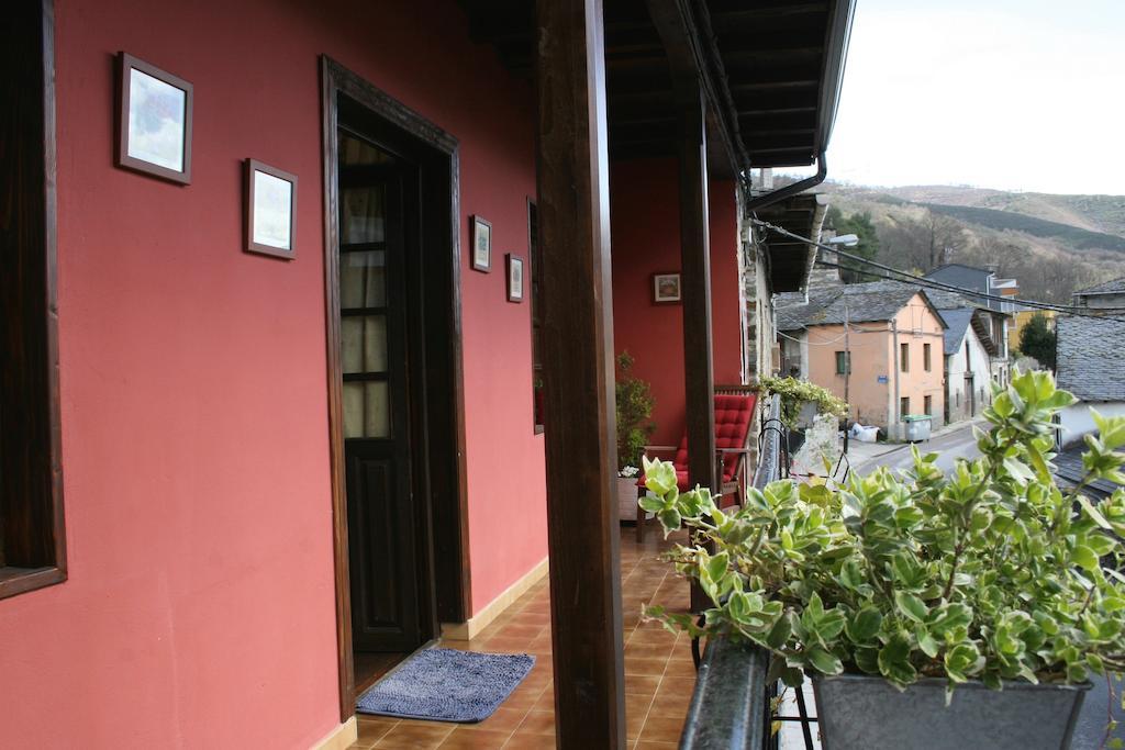Albergue Camino Y Leyenda Trabadelo Exterior photo